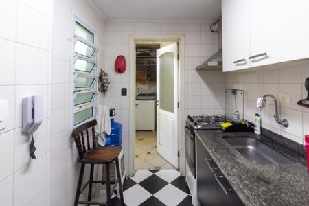 Casa de condomínio à venda com 100m², 3 quartos e 2 vagas Casa de condomínio à venda com 100m², 3 quartos e 2 vagasCozinha