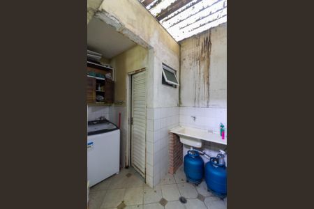 Casa de condomínio à venda com 100m², 3 quartos e 2 vagas Casa de condomínio à venda com 100m², 3 quartos e 2 vagasÁrea de Serviço