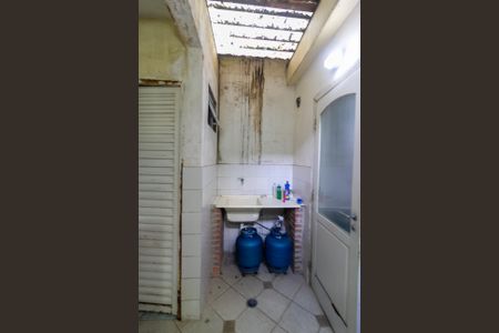 Casa de condomínio à venda com 100m², 3 quartos e 2 vagas Casa de condomínio à venda com 100m², 3 quartos e 2 vagasÁrea de Serviço