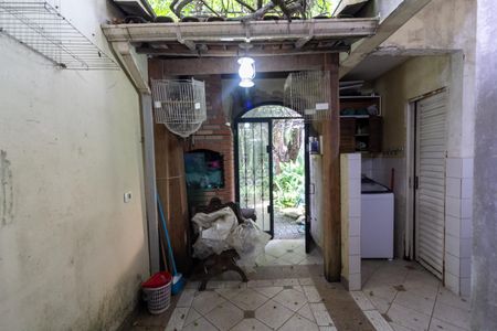 Casa de condomínio à venda com 100m², 3 quartos e 2 vagas Casa de condomínio à venda com 100m², 3 quartos e 2 vagasQuintal