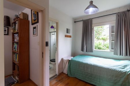 Casa de condomínio à venda com 100m², 3 quartos e 2 vagas Casa de condomínio à venda com 100m², 3 quartos e 2 vagasQuarto 2 - Suíte 2