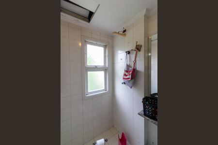 Casa de condomínio à venda com 100m², 3 quartos e 2 vagas Casa de condomínio à venda com 100m², 3 quartos e 2 vagasBanheiro Suíte 1