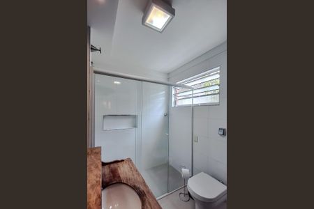 Casa à venda com 140m², 3 quartos e 1 vagaBanheiro da Suíte 2