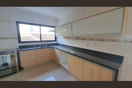 Casa de Condomínio para alugar com 6 quartos, 330m² em Residencial Paineiras, Paulínia