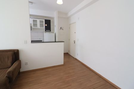 Sala de apartamento para alugar com 2 quartos, 57m² em Umuarama, Osasco
