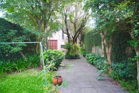 Casa à venda com 283m², 3 quartos e 2 vagasQuintal