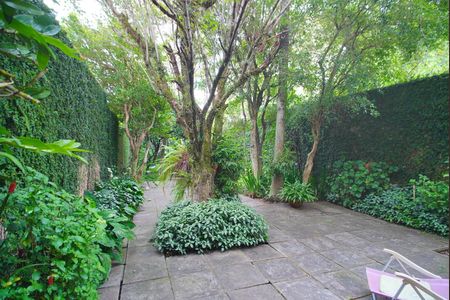 Casa à venda com 283m², 3 quartos e 2 vagasQuintal