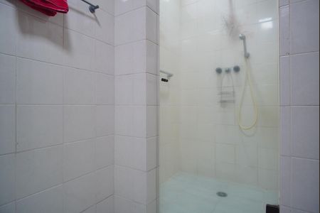 Casa à venda com 283m², 3 quartos e 2 vagasBanheiro Corredor