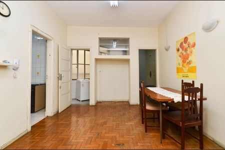 Apartamento para alugar com 100m², 4 quartos e sem vaga Apartamento para alugar com 100m², 4 quartos e sem vagaSala de Jantar