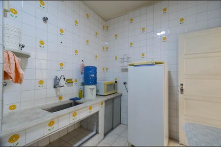 Apartamento para alugar com 100m², 4 quartos e sem vaga Apartamento para alugar com 100m², 4 quartos e sem vagaCozinha