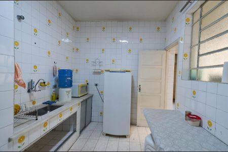 Apartamento para alugar com 100m², 4 quartos e sem vaga Apartamento para alugar com 100m², 4 quartos e sem vagaCozinha