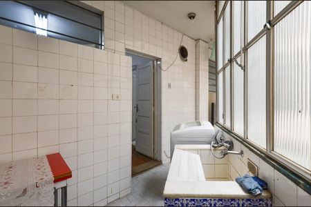 Apartamento para alugar com 100m², 4 quartos e sem vaga Apartamento para alugar com 100m², 4 quartos e sem vagaÁrea de Serviço