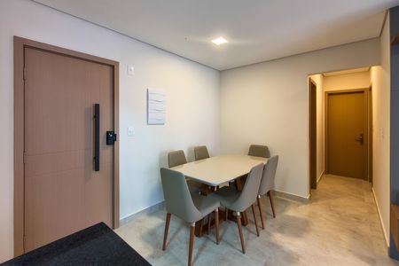 Apartamento para alugar com 86m², 2 quartos e 2 vagas Apartamento para alugar com 86m², 2 quartos e 2 vagasSala