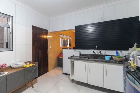 Casa à venda com 300m², 6 quartos e 1 vaga Casa à venda com 300m², 6 quartos e 1 vagaCozinha