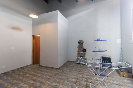 Casa à venda com 300m², 6 quartos e 1 vaga Casa à venda com 300m², 6 quartos e 1 vagaSalão Casa 2