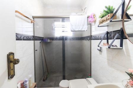 Casa à venda com 300m², 6 quartos e 1 vaga Casa à venda com 300m², 6 quartos e 1 vagaBanheiro Social