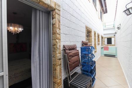 Casa à venda com 300m², 6 quartos e 1 vaga Casa à venda com 300m², 6 quartos e 1 vagaVaranda do Quarto 3 - Suíte