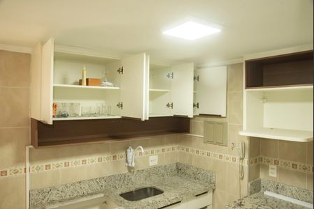 Apartamento para alugar com 63m², 2 quartos e 1 vagaCozinha