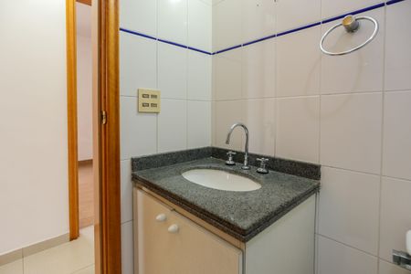Apartamento para alugar com 64m², 2 quartos e 1 vaga Apartamento para alugar com 64m², 2 quartos e 1 vagaBanheiro