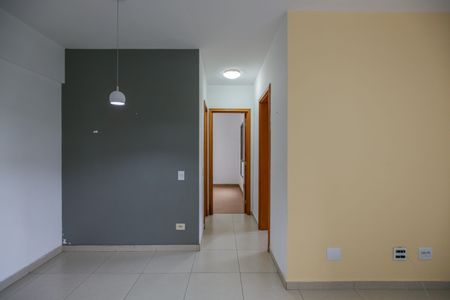Sala  de apartamento à venda com 2 quartos, 64m² em Vila Antonio, São Paulo