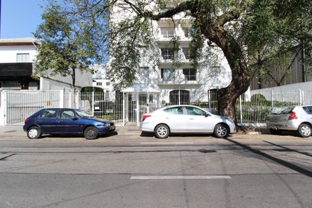 Apartamento para alugar com 80m², 2 quartos e 1 vagaFachada