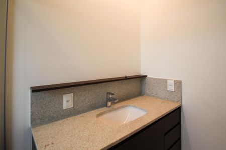 Apartamento para alugar com 80m², 2 quartos e 1 vagaBanheiro da Suíte