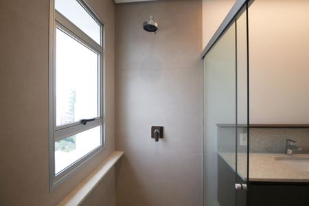 Apartamento para alugar com 80m², 2 quartos e 1 vagaBanheiro da Suíte