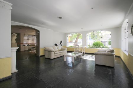 Apartamento para alugar com 80m², 2 quartos e 1 vagaÁrea comum - Salão de festas