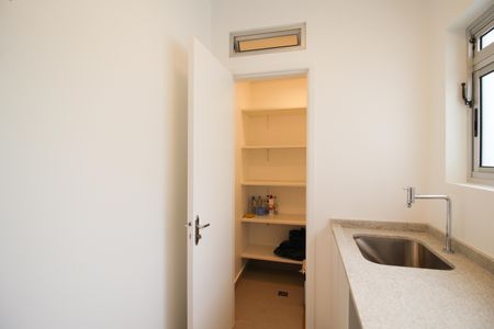 Apartamento para alugar com 80m², 2 quartos e 1 vagaÁrea de Serviço