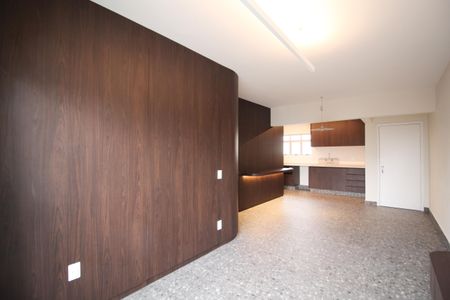 Apartamento para alugar com 80m², 2 quartos e 1 vagaSala