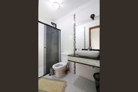 Casa à venda com 300m², 3 quartos e 4 vagasBanheiro Social