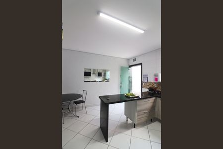 Casa à venda com 300m², 3 quartos e 4 vagasCozinha 