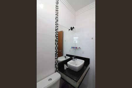 Casa à venda com 300m², 3 quartos e 4 vagasQuarto 1 - Suíte Banheiro 