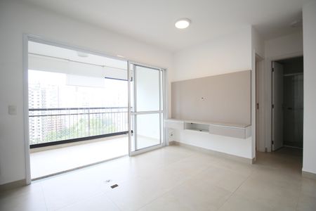 Sala/Cozinha de apartamento para alugar com 1 quarto, 38m² em Morumbi, São Paulo