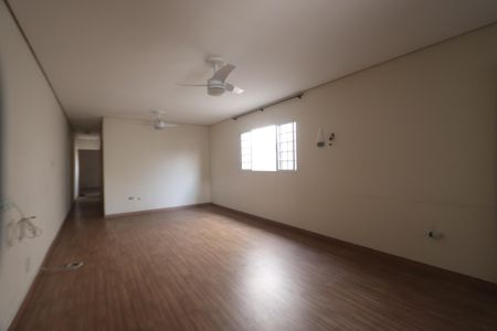 Sala de casa para alugar com 4 quartos, 250m² em Vila Independencia, São Paulo