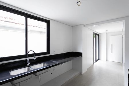 Apartamento à venda com 266m², 4 quartos e 3 vagas Apartamento à venda com 266m², 4 quartos e 3 vagasCozinha