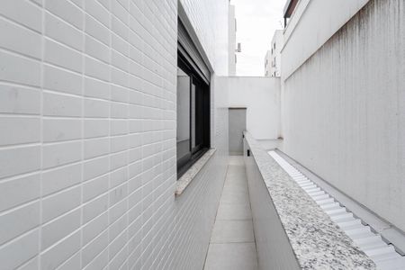 Apartamento à venda com 266m², 4 quartos e 3 vagas Apartamento à venda com 266m², 4 quartos e 3 vagasÁrea privativa