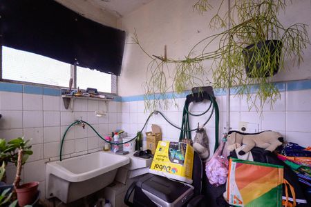 Casa à venda com 204m², 5 quartos e 1 vagaCasa 1 - Área de Serviço 