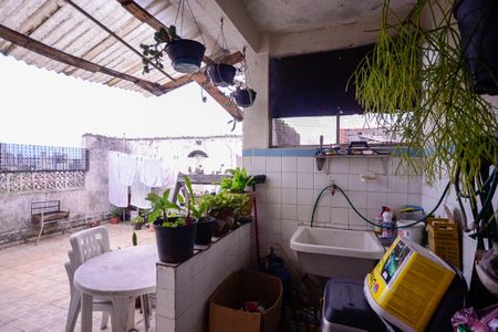 Casa à venda com 204m², 5 quartos e 1 vagaCasa 1 - Área de Serviço 