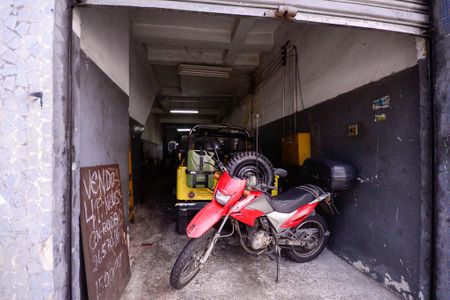 Casa à venda com 204m², 5 quartos e 1 vagaÁrea Comercial 