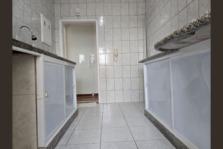 Apartamento para alugar com 56m², 2 quartos e 1 vagaCozinha 