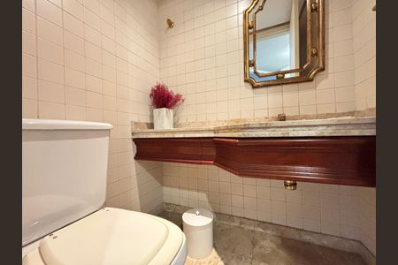 Apartamento para alugar com 126m², 3 quartos e 2 vagas Apartamento para alugar com 126m², 3 quartos e 2 vagasLavabo