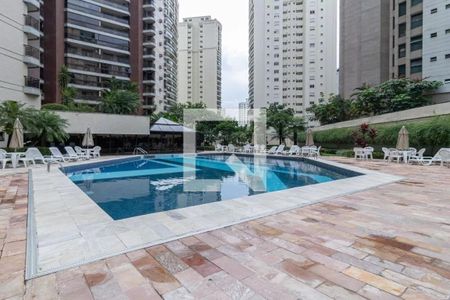 Apartamento para alugar com 126m², 3 quartos e 2 vagas Apartamento para alugar com 126m², 3 quartos e 2 vagasÁrea comum - Piscina