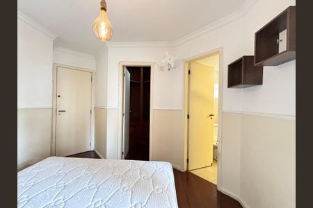 Apartamento para alugar com 126m², 3 quartos e 2 vagas Apartamento para alugar com 126m², 3 quartos e 2 vagasSuíte