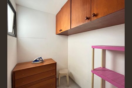 Apartamento para alugar com 126m², 3 quartos e 2 vagas Apartamento para alugar com 126m², 3 quartos e 2 vagasQuarto de Serviço