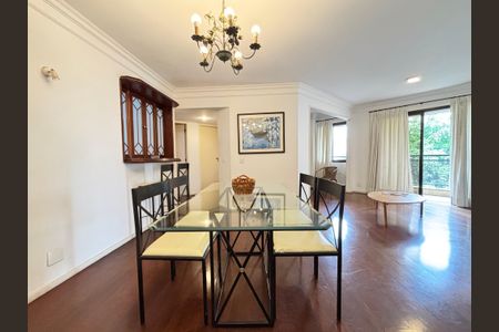 Apartamento para alugar com 126m², 3 quartos e 2 vagas Apartamento para alugar com 126m², 3 quartos e 2 vagasSala