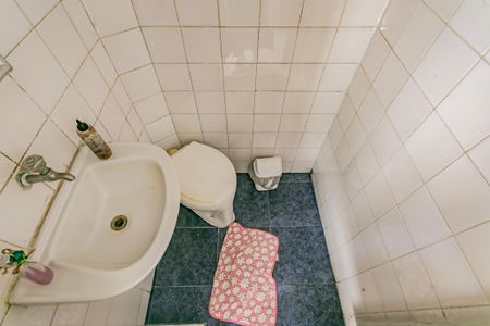 Casa à venda com 195m², 3 quartos e 2 vagasBanheiro de serviço