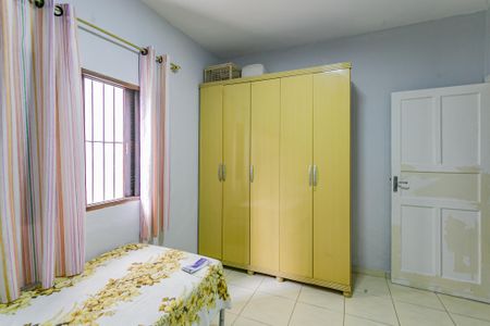 Casa à venda com 195m², 3 quartos e 2 vagasQuarto 3