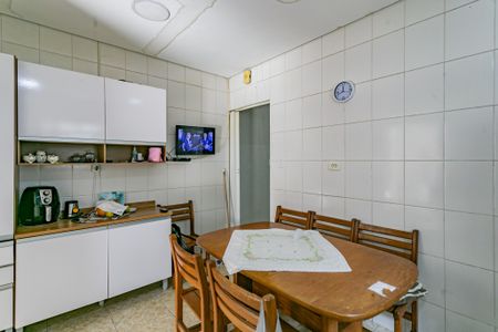 Casa à venda com 195m², 3 quartos e 2 vagasCozinha