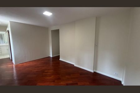 Apartamento para alugar com 140m², 3 quartos e 1 vagaSuite